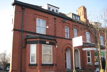1 bed flat, Wellington Road, Withington, Manchester, M203FU - Image 3