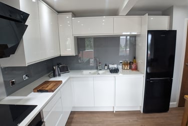 1 bed flat, Oxford Road, Chorlton on Medlock, Manchester, M17DU - Image 2