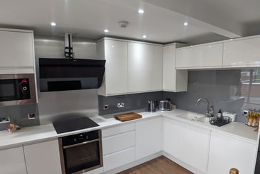 1 bed flat, Oxford Road, Chorlton on Medlock, Manchester, M17DU - Image 1
