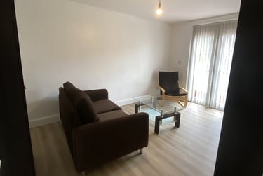 2 bed flat, Plymouth Grove, Ardwick, Manchester, M130AS - Image 1