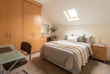 3 bed flat, Plymouth Grove, Ardwick, Manchester, M130AS - Image 3