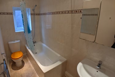 2 bed flat, Clyde Road, West Didsbury, Manchester, M202JN - Image 1
