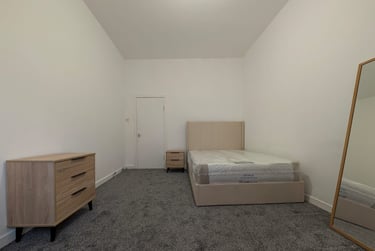 2 bed flat, Richmond Grove, Ardwick, Manchester, M130DP - Image 5