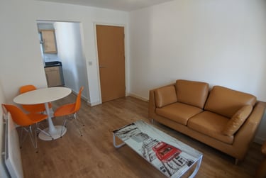 3 bed flat, A, Mitford Road, Fallowfield, Manchester, M146NT - Image 12