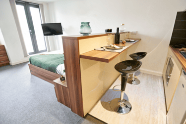 Silver Balcony Studio - Image 1