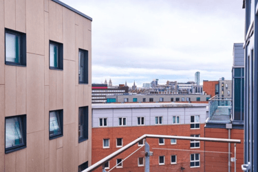 Gold Balcony Studio - Image 2