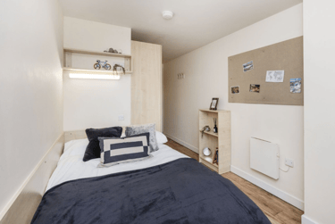 Bronze Ensuite - Image 1