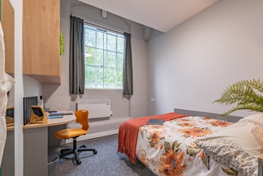 Standard Ensuite - Image 8