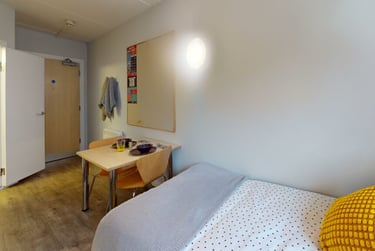 Ensuite Plus at Broadgate Park, Turnpike Lane, Beeston, Nottingham, NG92RX - Image 4