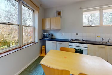 2 Bedroom Flat at Broadgate Park, Turnpike Lane, Beeston, Nottingham, NG92RX - Image 3