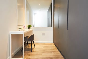 Deluxe at Fountainbridge, 125a Fountainbridge, New Town, Edinburgh, EH39QG - Image 3