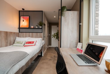 Deluxe En-Suite - Image 1