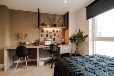 Premium Studio - Image 2
