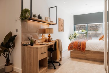 Duplex En-Suite - Image 2