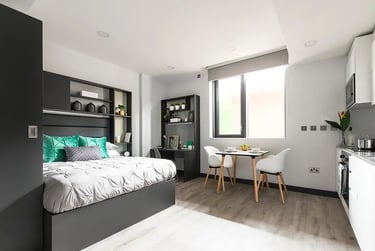 Premium Studio - Image 1