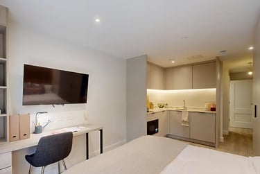 Deluxe Studio at Rothesay House, 17 Hinton Road, City Centre, Bournemouth, BH12EE - Image 6