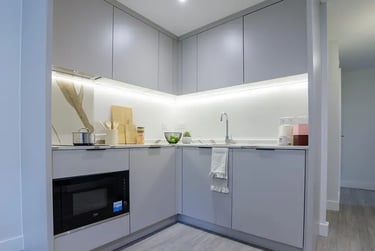 Deluxe Studio at Rothesay House, 17 Hinton Road, City Centre, Bournemouth, BH12EE - Image 11