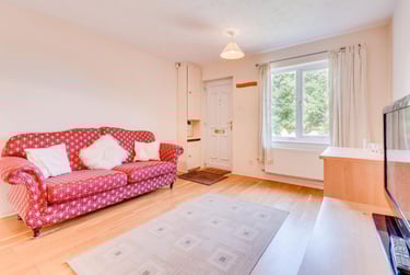 3 bed house, Westgate Close, Harbledown, Kent, CT28JH - Image 1