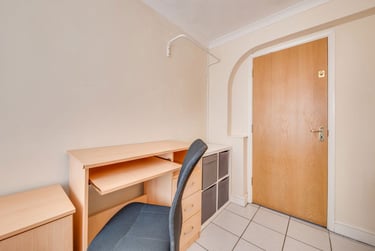 5 bed house, Crossways, Hales Place, Kent, CT27BS - Image 10