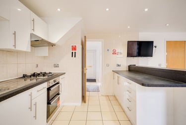 5 bed house, Tenterden Drive, Hales Place, Kent, CT27BN - Image 6