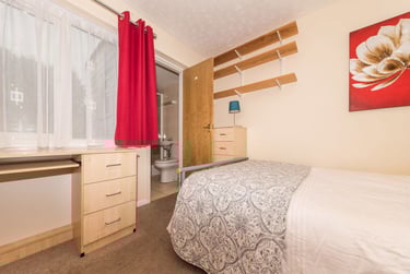 6 bed house, Tennyson Avenue, Christchurch, Kent, CT11ER - Image 8