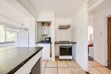 5 bed house, St Michael`s Road, St Stephens, Kent, CT27HG - Image 9