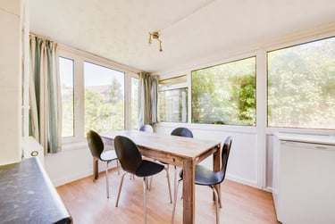 5 bed house, St Michael`s Road, St Stephens, Kent, CT27HG - Image 1