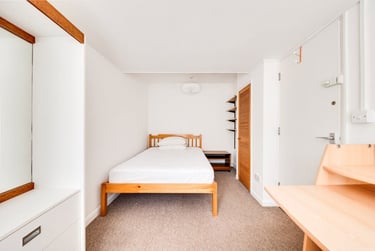 5 bed house, St Michaels Road, St Stephens, Kent, CT27HG - Image 4