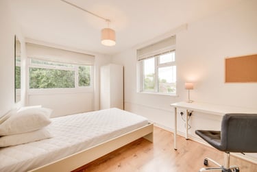 3 bed flat, Long Meadow Way, Hales Place, Kent, CT27DG - Image 8