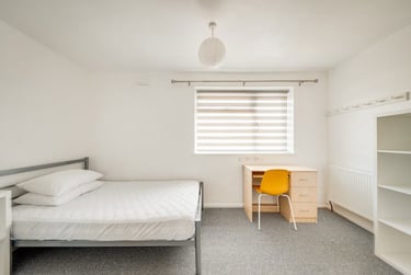 4 bed house, Somerset Road, Christchurch, Canterbury, CT11RH - Image 11