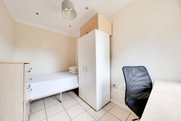 6 bed house, Kent Avenue, Christchurch, Kent, CT11RR - Image 12