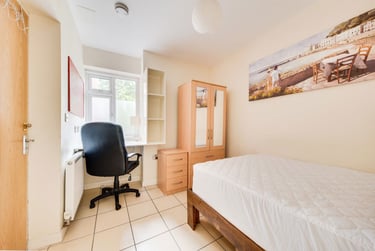 6 bed house, Kent Avenue, Christchurch, Kent, CT11RR - Image 8