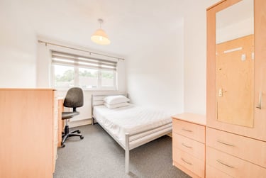 4 bed house, Tenterden Drive, Hales Place, Canterbury, CT27BN - Image 12