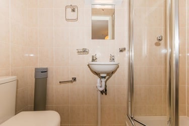 6 bed house, Shipman Avenue, Harbledown, Kent, CT28PE - Image 11