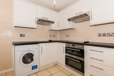 6 bed house, Shipman Avenue, Harbledown, Kent, CT28PE - Image 5