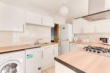 4 bed house, College Road, Christchurch, Kent, CT11QX - Image 4