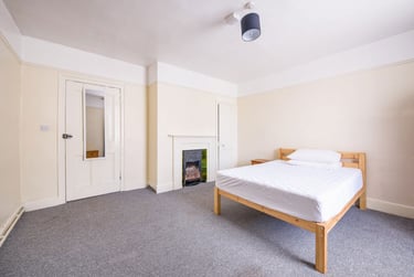 4 bed house, St Dunstans Street, St Stephens, Kent, CT28BS - Image 12