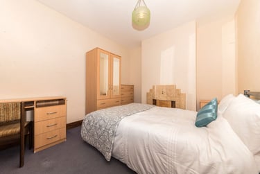 4 bed house, Wincheap, Kent, CT13TP - Image 10