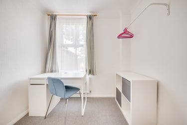 4 bed house, York Road, Wincheap, Kent, CT13TA - Image 11