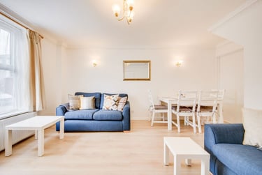 4 bed house, York Road, Wincheap, Kent, CT13TA - Image 1