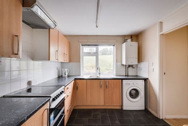 4 bed house, Hovenden Close, Hales Place, Kent, CT27DR - Image 6