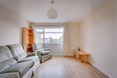 4 bed house, Hovenden Close, Hales Place, Kent, CT27DR - Image 4