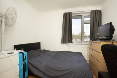 4 bed house, Sundridge Close -No Bills, Hales Place, Kent, CT27QW - Image 10