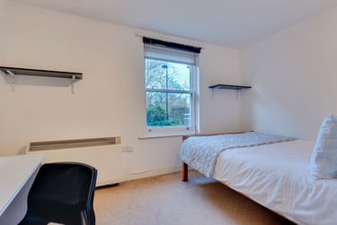 3 bed flat, Bingley Court, Wincheap, Kent, CT12SX - Image 11