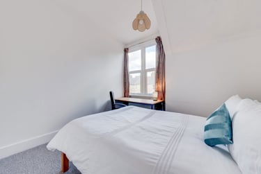 5 bed house, St Martins Terrace -No Bills, Christchurch, Kent, CT11QB - Image 14