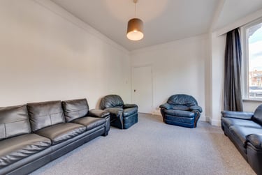 5 bed house, St Martins Terrace -No Bills, Christchurch, Kent, CT11QB - Image 6