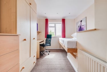 1 bed house, Warwick Road, Christchurch, Kent, CT11RQ - Image 1