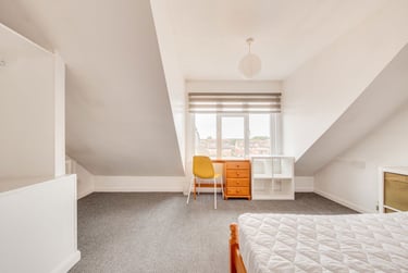 1 bed house, Regency Place, Christchurch, Kent, CT11YS - Image 1