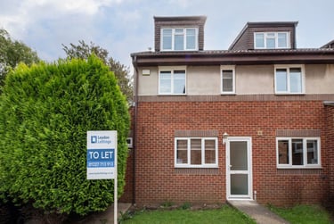 1 bed house, Regency Place, Christchurch, Kent, CT11YS - Image 3