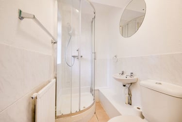 4 bed house, Vauxhall Avenue, Hales Place, Kent, CT11EU - Image 15